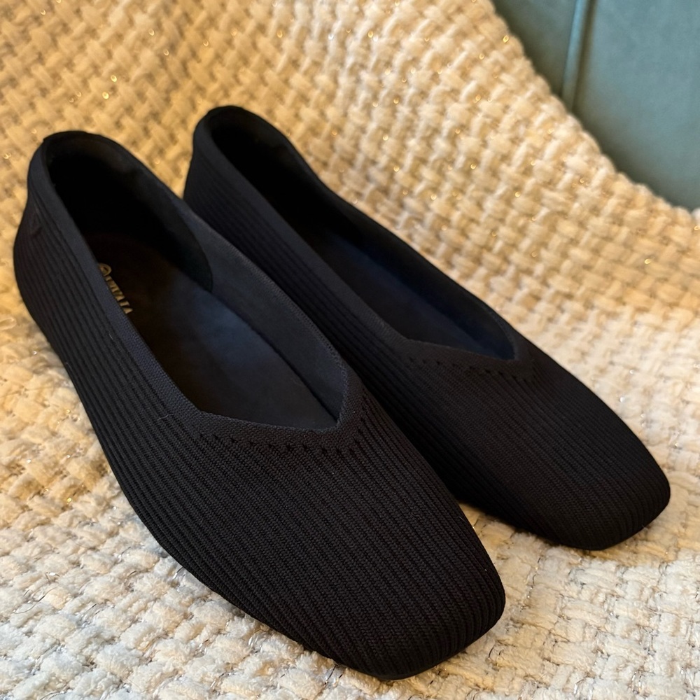 Vivaia Margo black square-toe ballet flats size 41.5 (US 10)
